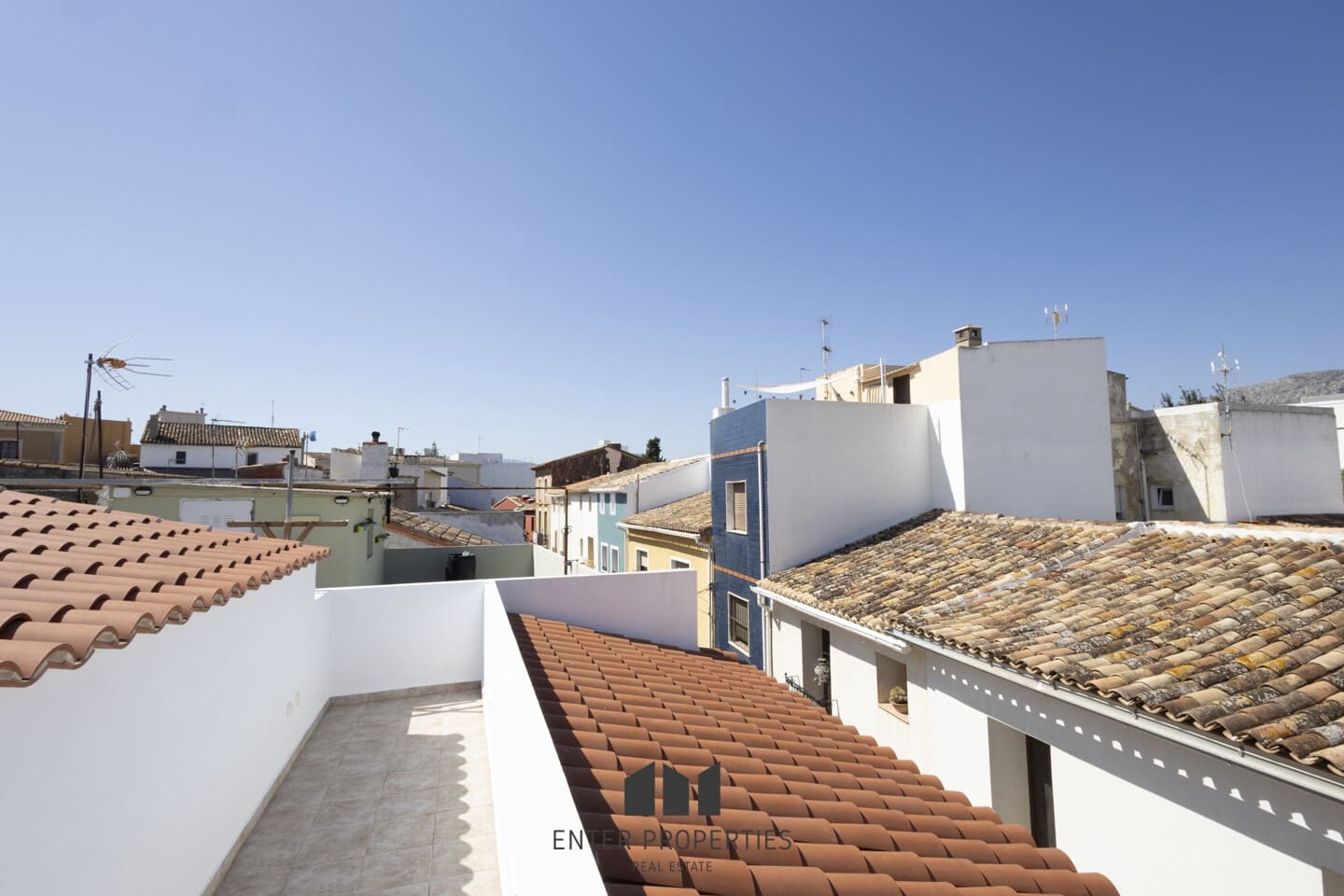 4 bedroom Townhouse for sale in Ondara with pool garage - € 350,000 (Ref: 9246285)