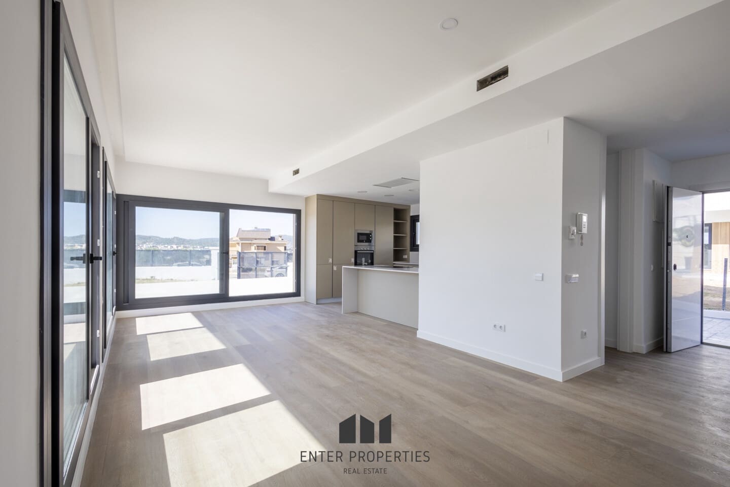 4 soveværelse Villa til salg i Riba-roja de Turia med swimmingpool garage - € 575.750 (Ref: 9251773)