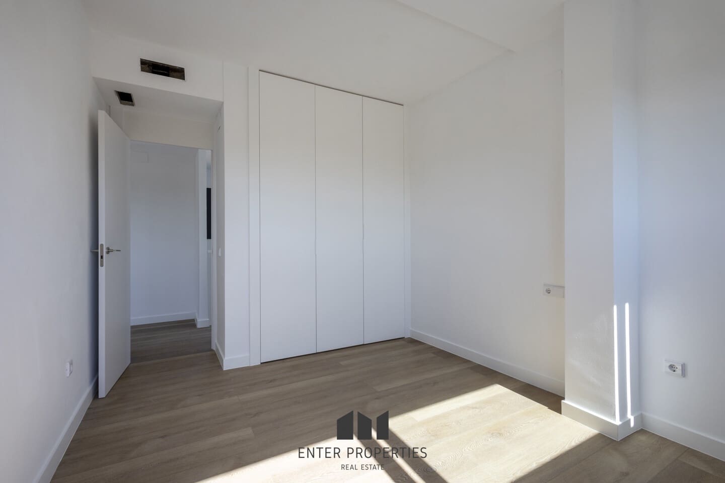 4 soveværelse Villa til salg i Riba-roja de Turia med swimmingpool garage - € 575.750 (Ref: 9251773)