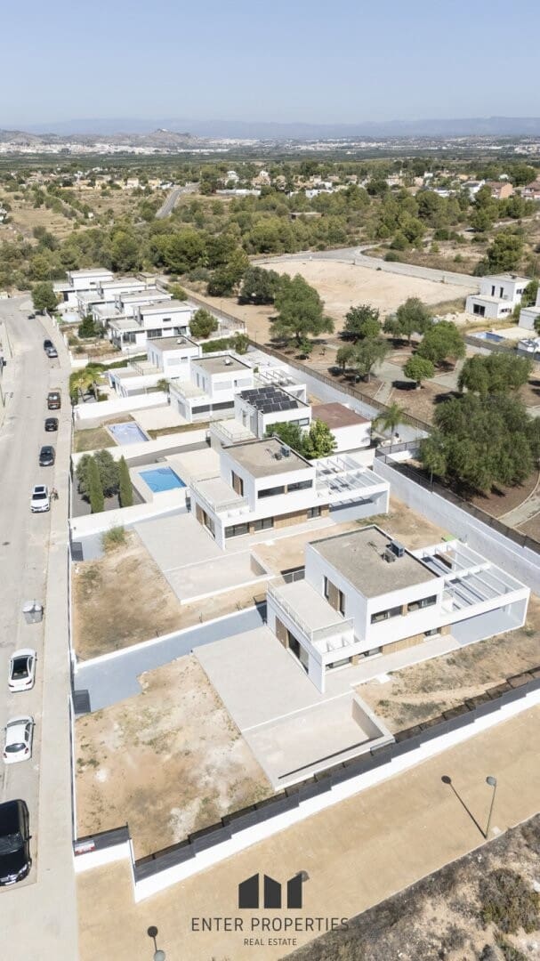 4 soveværelse Villa til salg i Riba-roja de Turia med swimmingpool garage - € 575.750 (Ref: 9251773)