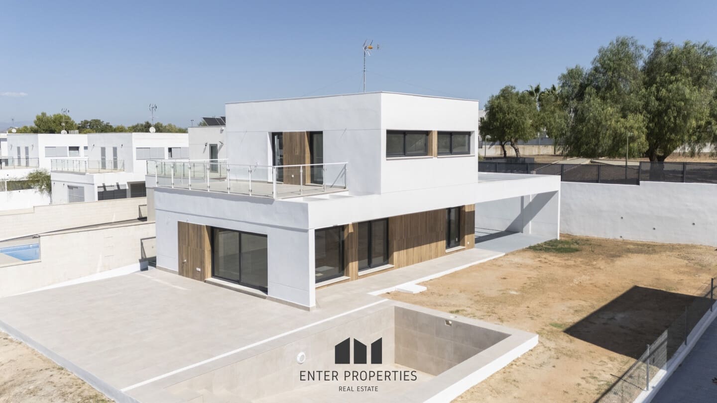 4 soveværelse Villa til salg i Riba-roja de Turia med swimmingpool garage - € 575.750 (Ref: 9251773)