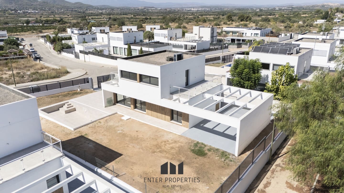 4 soveværelse Villa til salg i Riba-roja de Turia med swimmingpool garage - € 575.750 (Ref: 9251773)