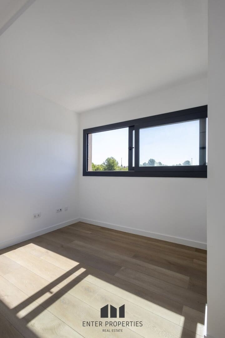 4 soveværelse Villa til salg i Riba-roja de Turia med swimmingpool garage - € 560.750 (Ref: 9251774)