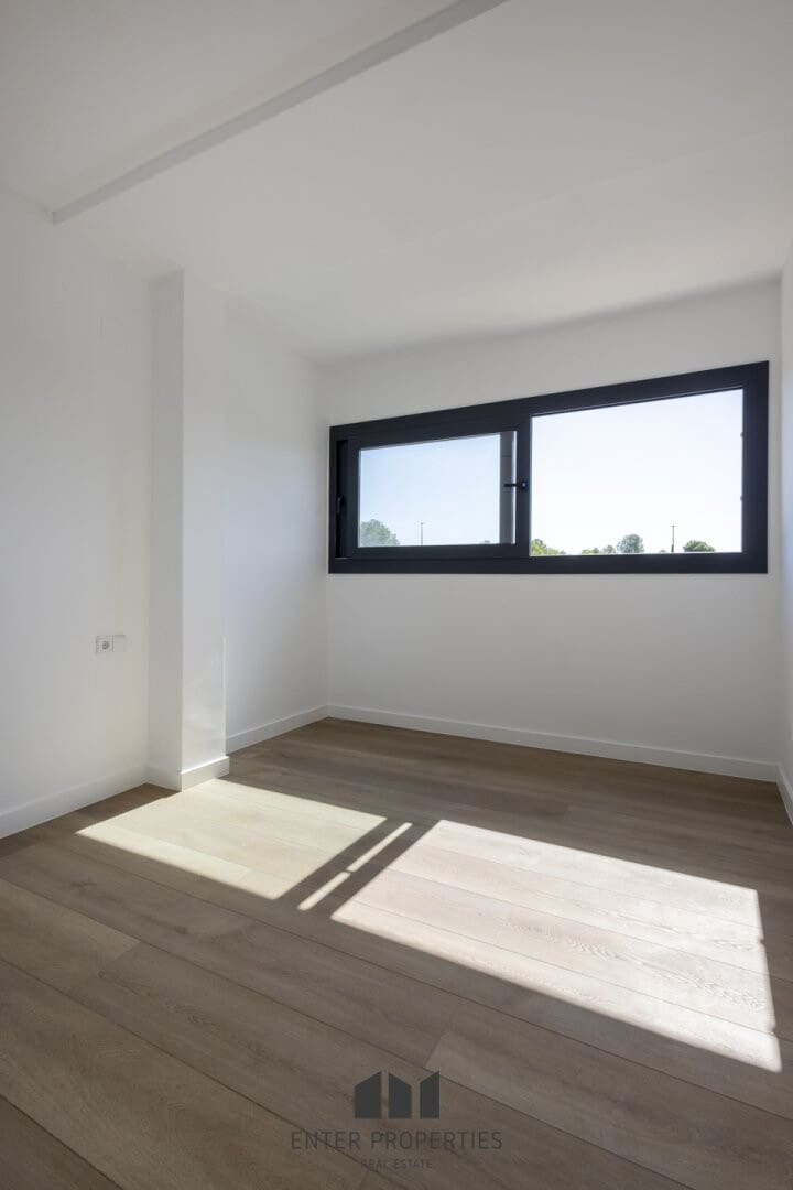 4 soveværelse Villa til salg i Riba-roja de Turia med swimmingpool garage - € 560.750 (Ref: 9251774)