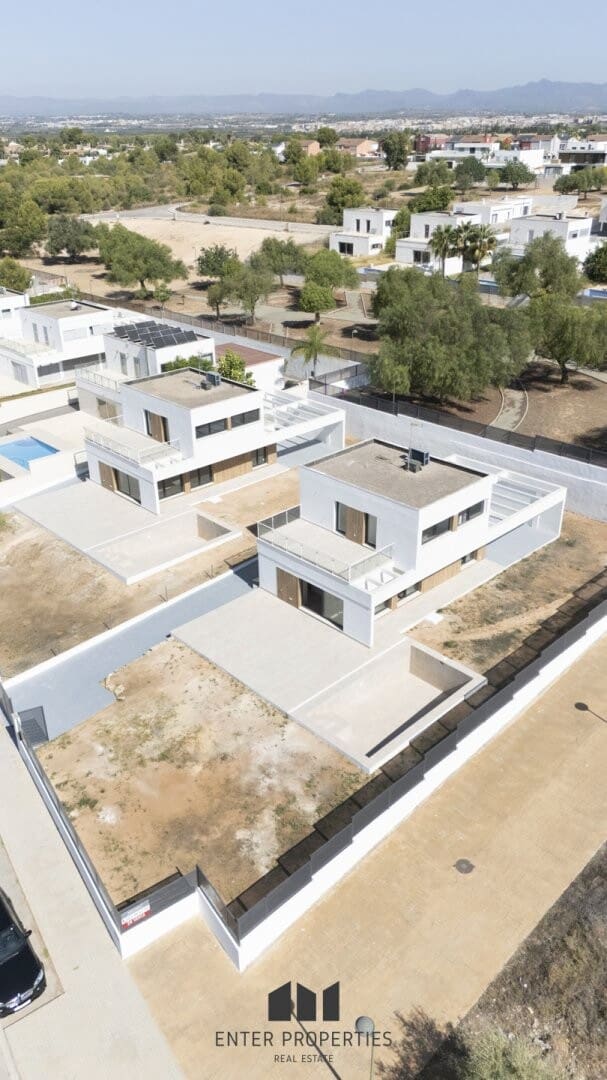 4 soveværelse Villa til salg i Riba-roja de Turia med swimmingpool garage - € 560.750 (Ref: 9251774)