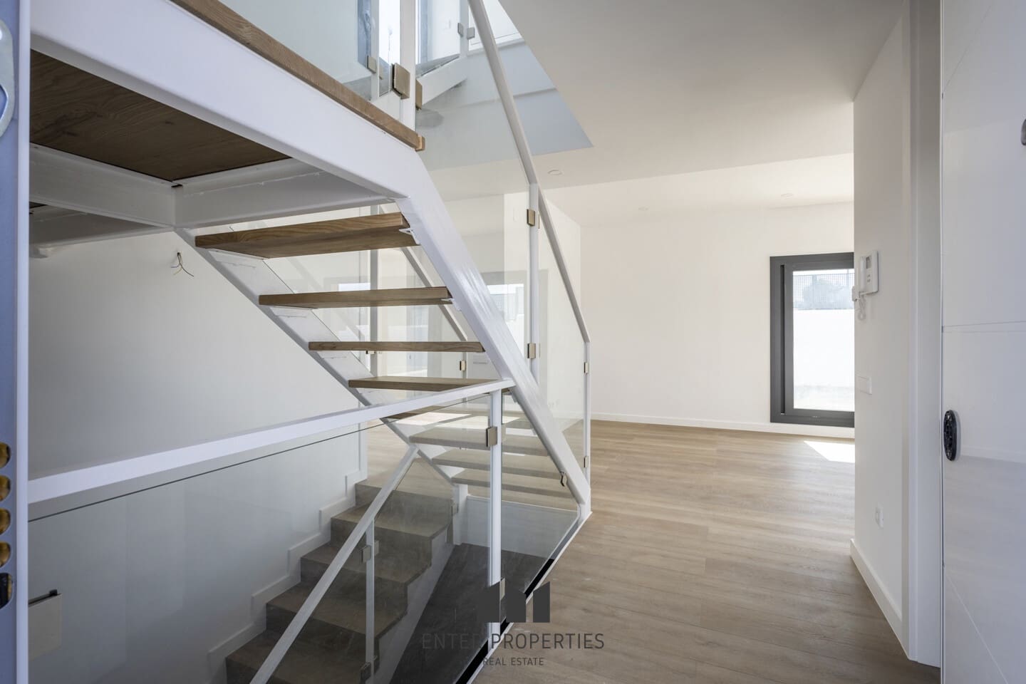 4 soveværelse Villa til salg i Riba-roja de Turia med swimmingpool garage - € 560.750 (Ref: 9251774)