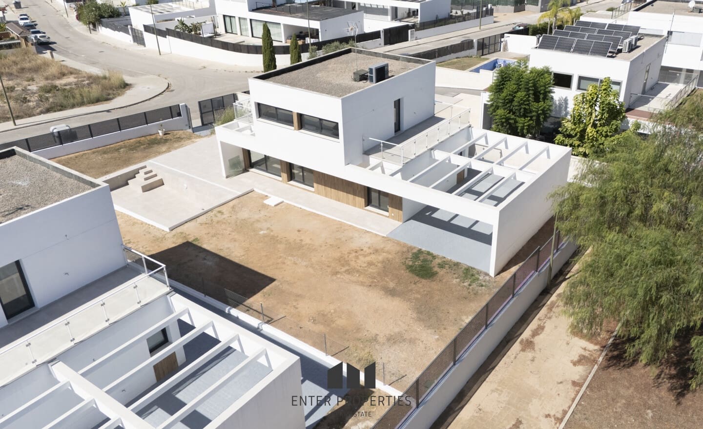 4 soveværelse Villa til salg i Riba-roja de Turia med swimmingpool garage - € 560.750 (Ref: 9251774)