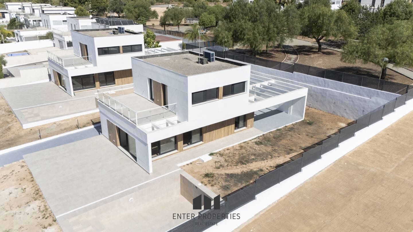 4 soveværelse Villa til salg i Riba-roja de Turia med swimmingpool garage - € 560.750 (Ref: 9251774)