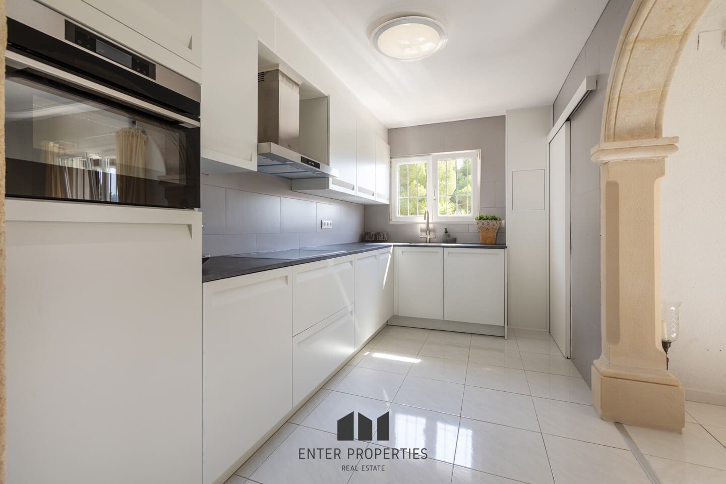 4 soveværelse Villa til salg i Javea / Xabia med garage - € 1.366.000 (Ref: 9263958)