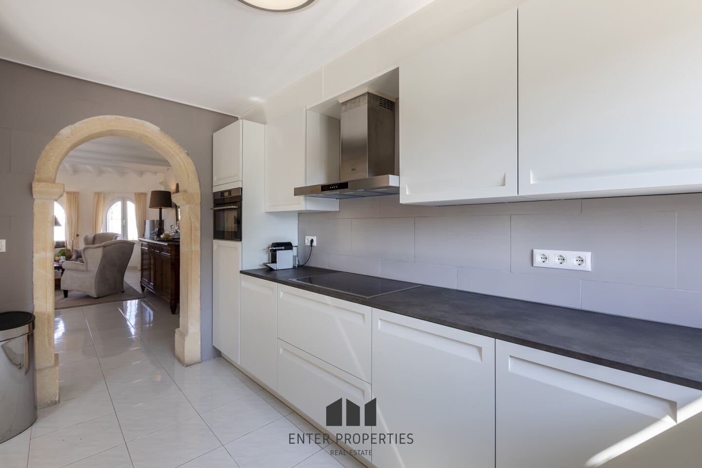 4 soveværelse Villa til salg i Javea / Xabia med garage - € 1.366.000 (Ref: 9263958)