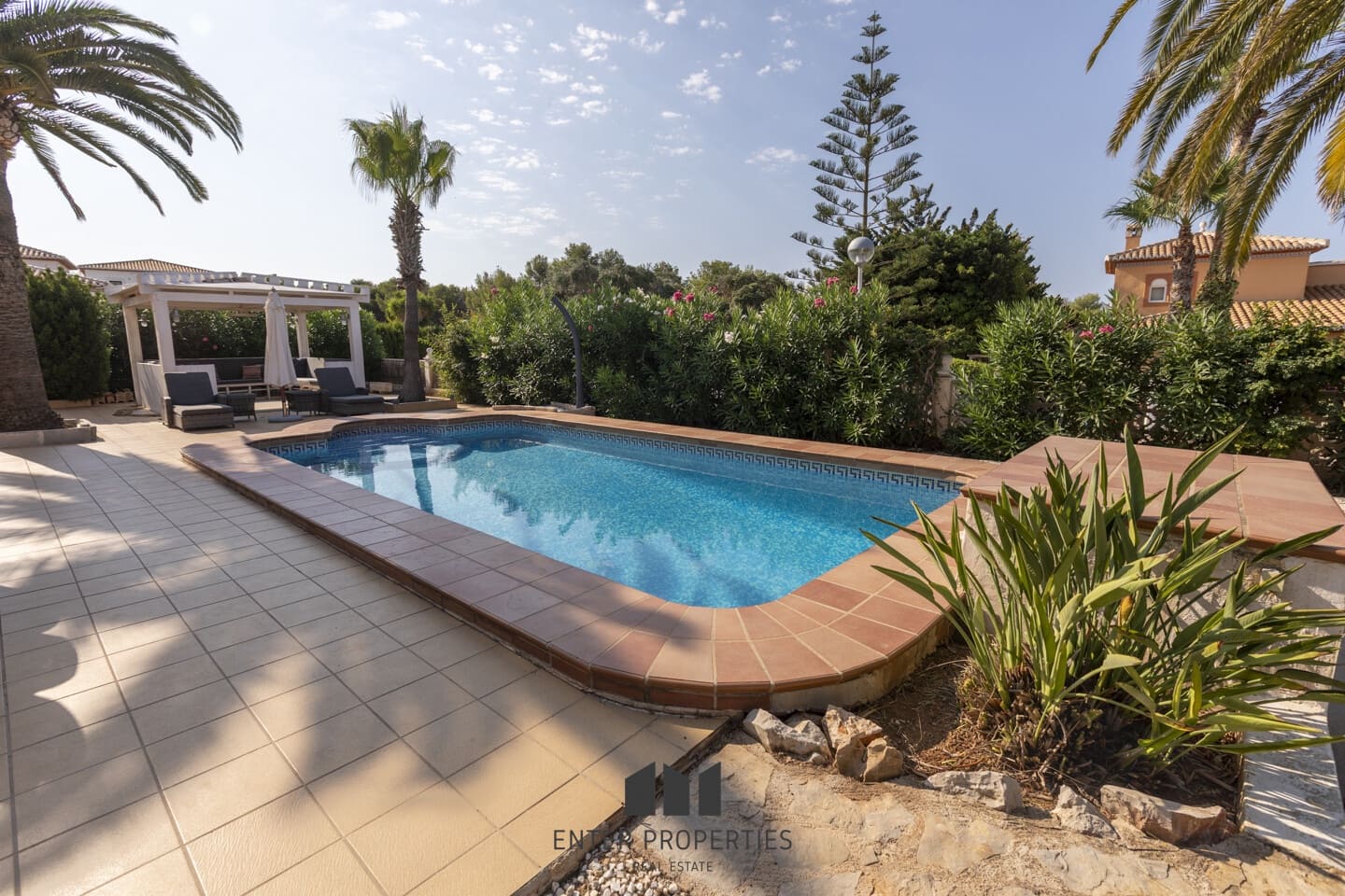 4 soveværelse Villa til salg i Javea / Xabia med garage - € 1.366.000 (Ref: 9263958)