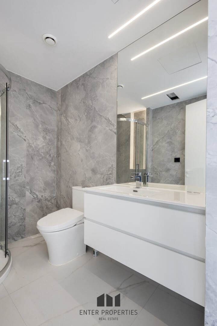 5 makuuhuone Huvila myytävänä paikassa Altea mukana uima-altaan 
autotalli - 2 350 000 € (Ref: 9290912)