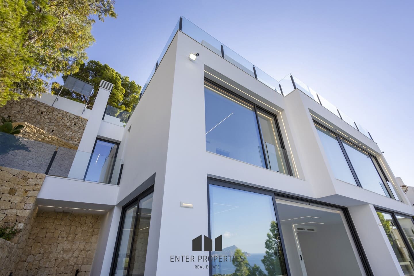 5 makuuhuone Huvila myytävänä paikassa Altea mukana uima-altaan 
autotalli - 2 350 000 € (Ref: 9290912)