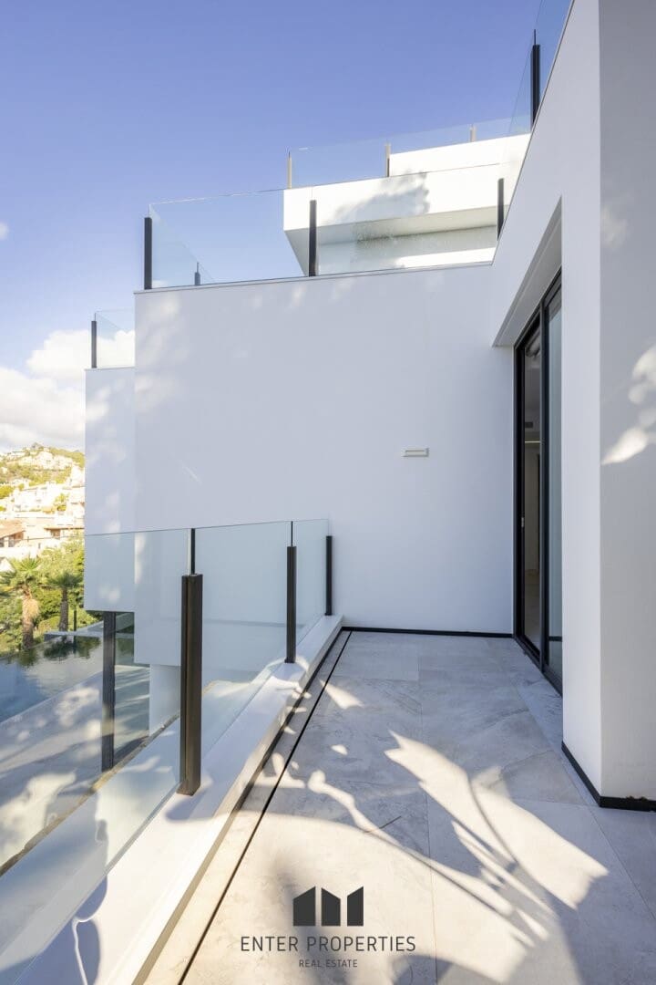 5 makuuhuone Huvila myytävänä paikassa Altea mukana uima-altaan 
autotalli - 2 350 000 € (Ref: 9290912)