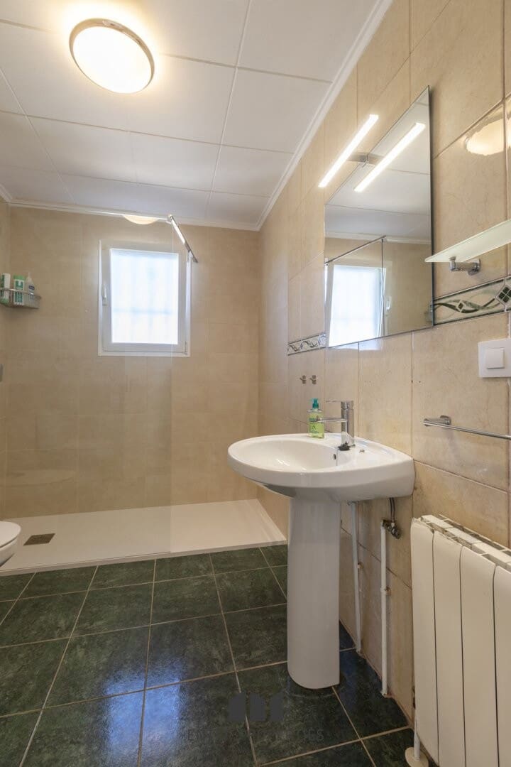 Chalet de 4 habitaciones en Javea / Xàbia en venta con piscina garaje - 750.000 € (Ref: 9358066)