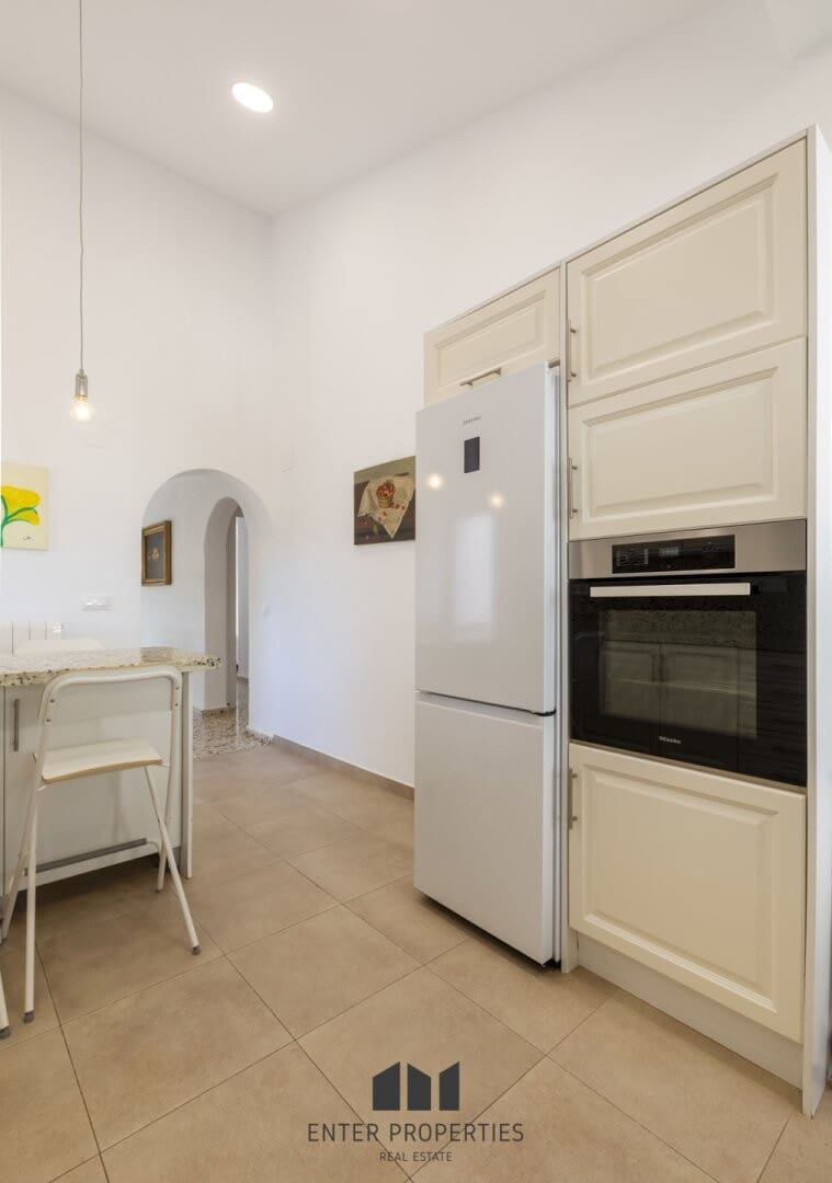 Chalet de 4 habitaciones en Javea / Xàbia en venta con piscina garaje - 750.000 € (Ref: 9358066)