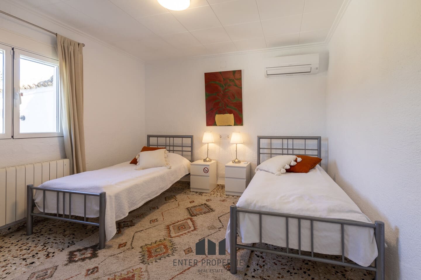 Chalet de 4 habitaciones en Javea / Xàbia en venta con piscina garaje - 750.000 € (Ref: 9358066)