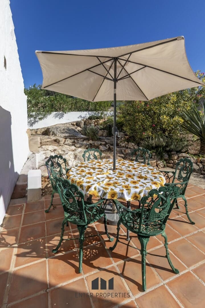 Chalet de 4 habitaciones en Javea / Xàbia en venta con piscina garaje - 750.000 € (Ref: 9358066)