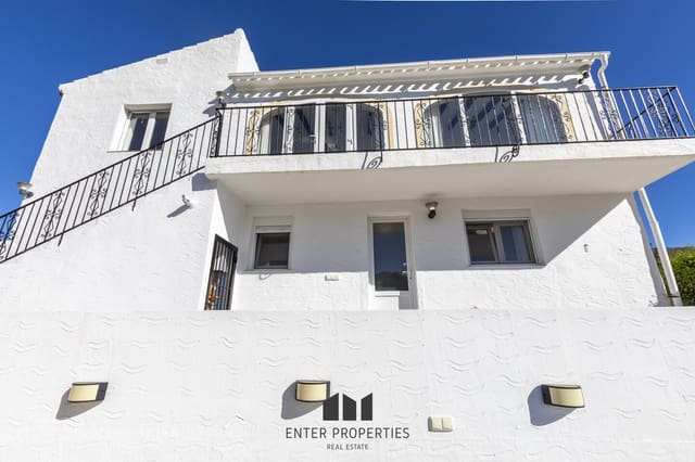 Chalet de 4 habitaciones en Cap Martí - El Tossalet - Pinomar, Javea / Xàbia en venta con piscina garaje - 750.000 € (Ref: 9358066)