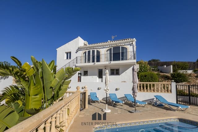 Chalet de 4 habitaciones en Cap Martí - El Tossalet - Pinomar, Javea / Xàbia en venta con piscina garaje - 750.000 € (Ref: 9358066)