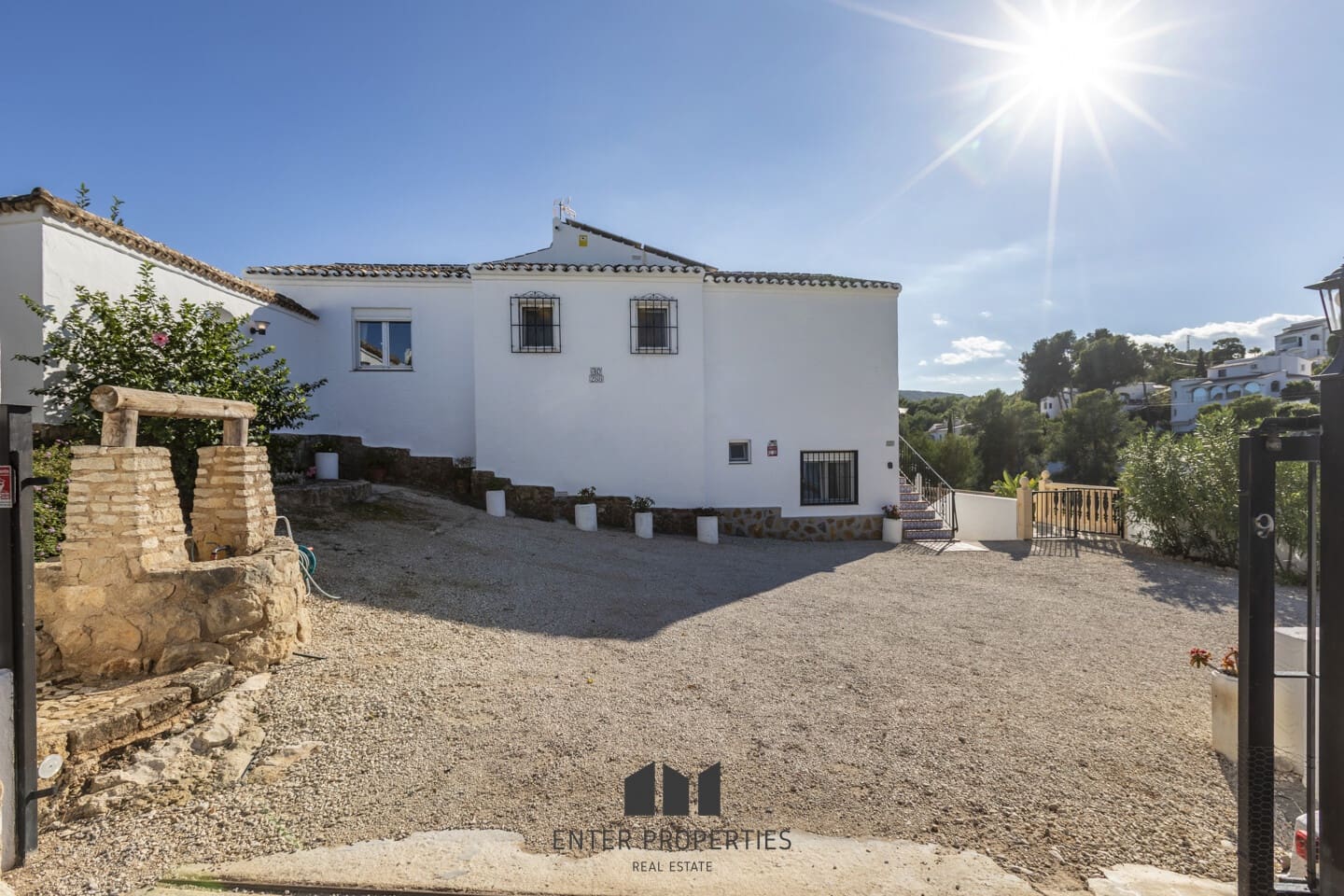 Chalet de 4 habitaciones en Javea / Xàbia en venta con piscina garaje - 750.000 € (Ref: 9358066)