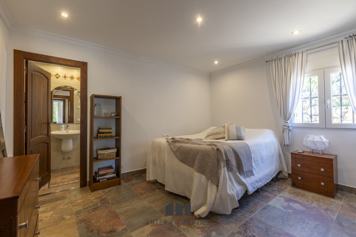 4 soveværelse Villa til salg i Javea / Xabia med swimmingpool garage - € 1.090.000 (Ref: 9361866)