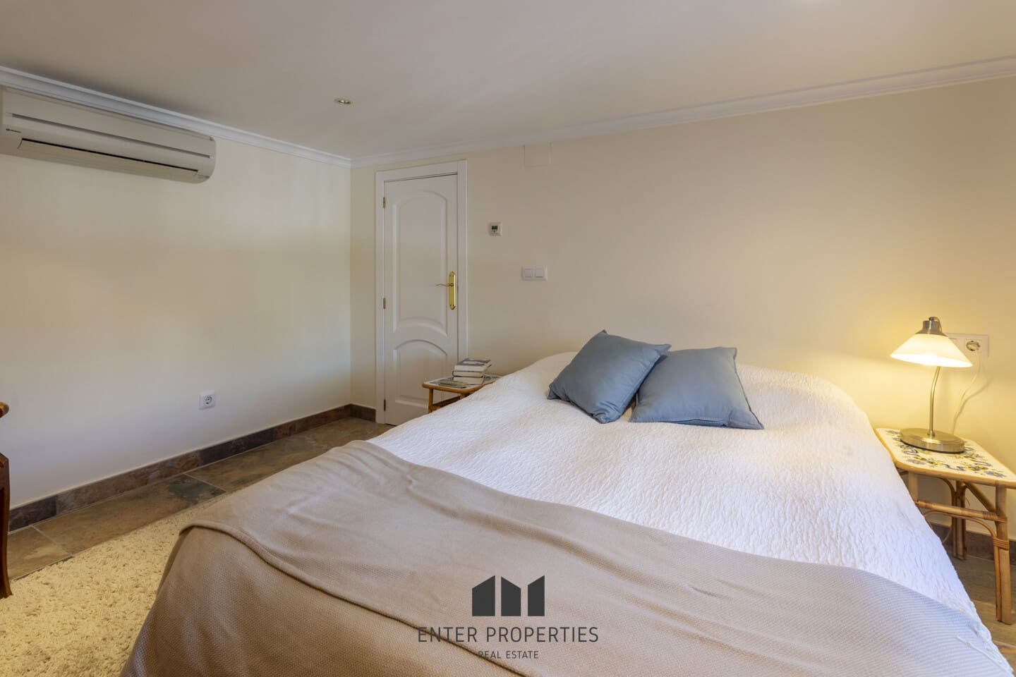 4 soveværelse Villa til salg i Javea / Xabia med swimmingpool garage - € 1.090.000 (Ref: 9361866)