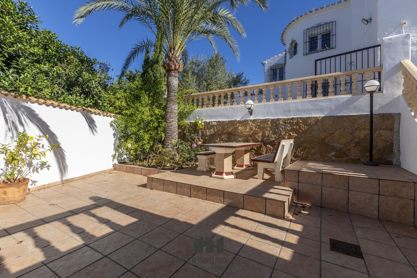 4 soveværelse Villa til salg i Javea / Xabia med swimmingpool garage - € 1.090.000 (Ref: 9361866)
