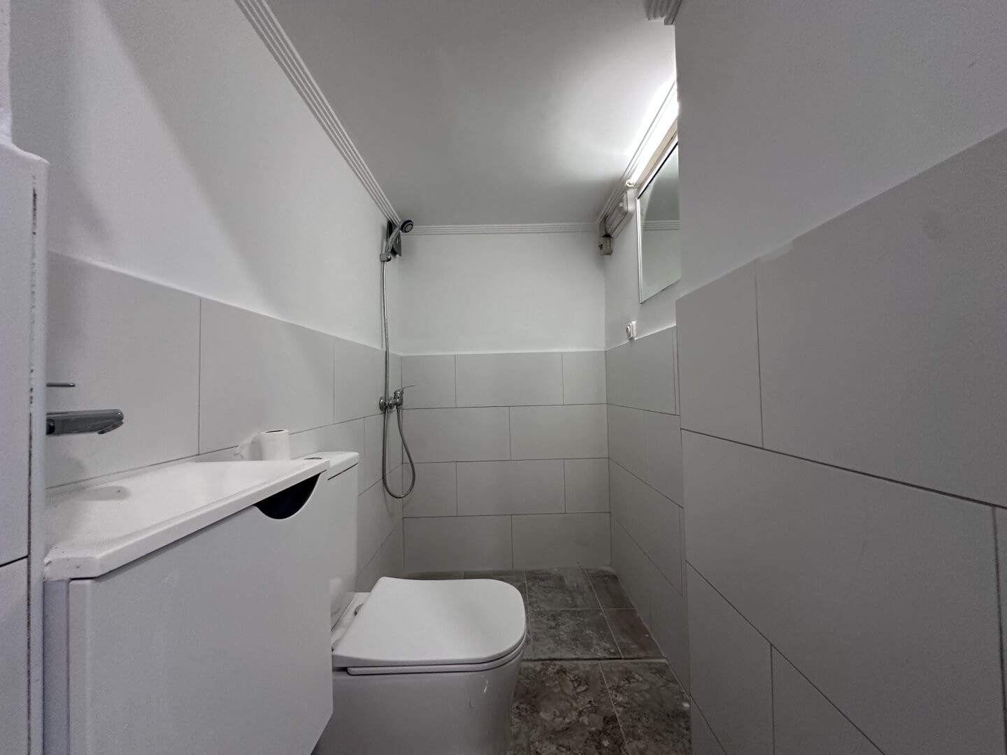 1 sovrum Kommersiell till salu i Valencia stad - 165 000 € (Ref: 9378785)