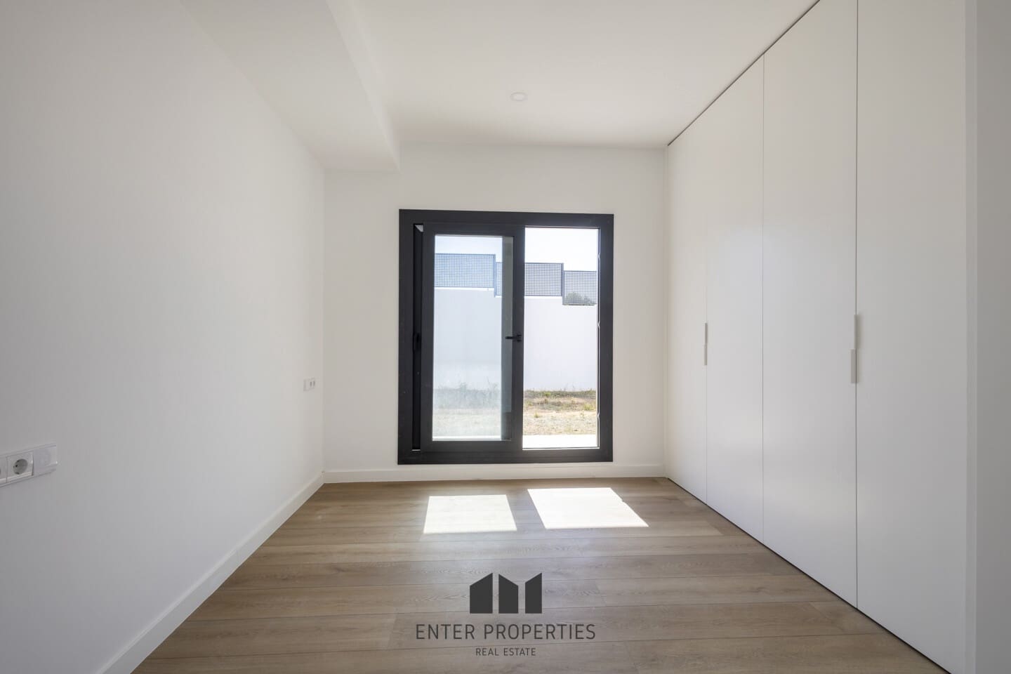 4 soverom Villa til salgs i Riba-roja de Turia med svømmebasseng garasje - € 572 000 (Ref: 9415671)