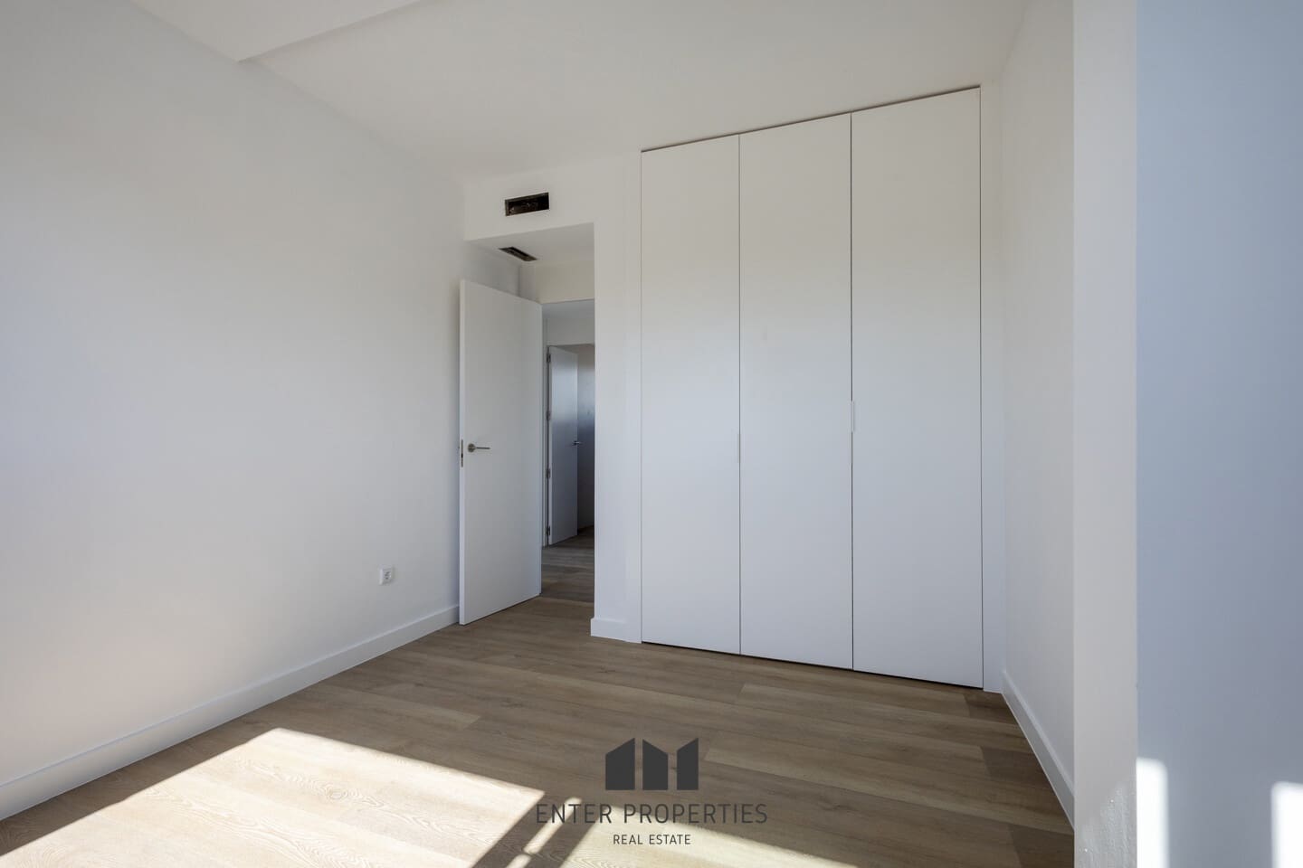 4 soverom Villa til salgs i Riba-roja de Turia med svømmebasseng garasje - € 572 000 (Ref: 9415671)