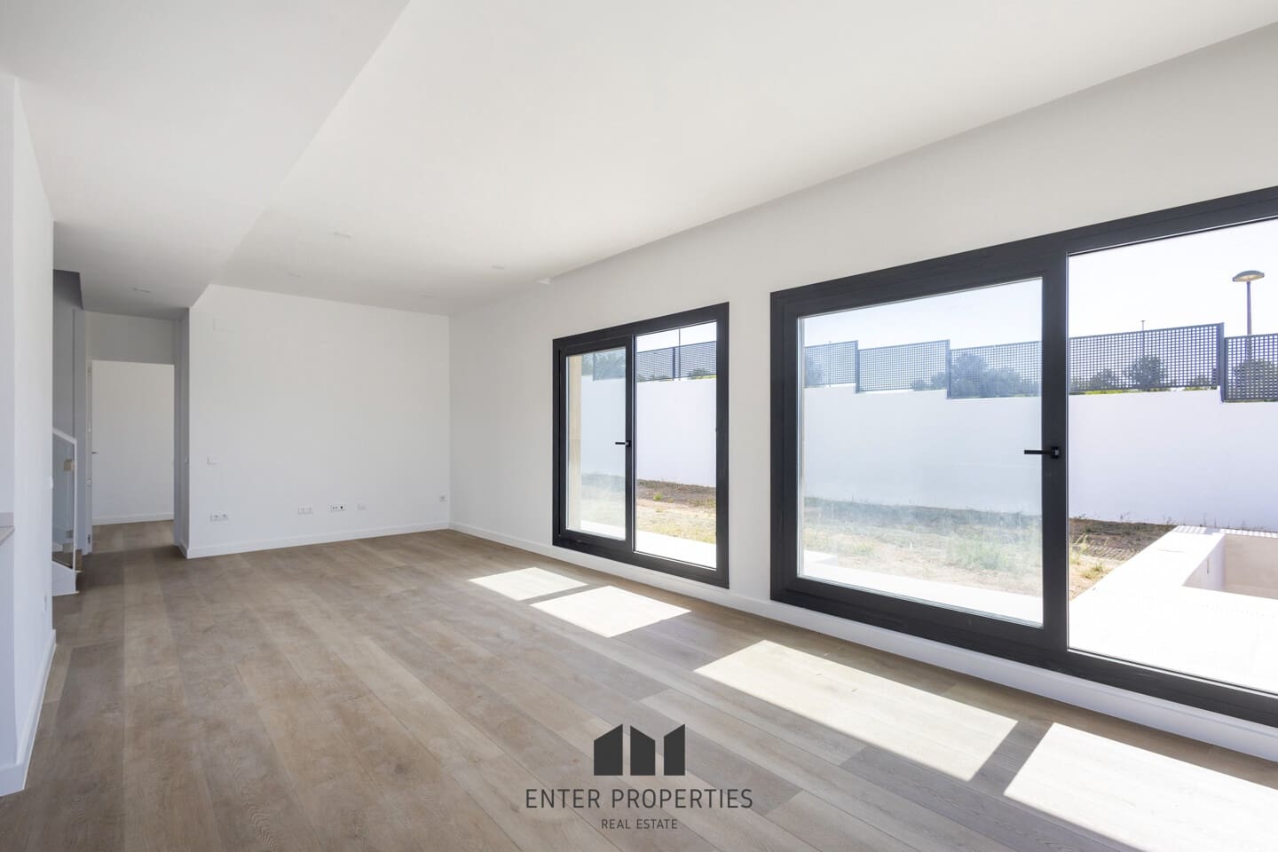 4 soverom Villa til salgs i Riba-roja de Turia med svømmebasseng garasje - € 572 000 (Ref: 9415671)