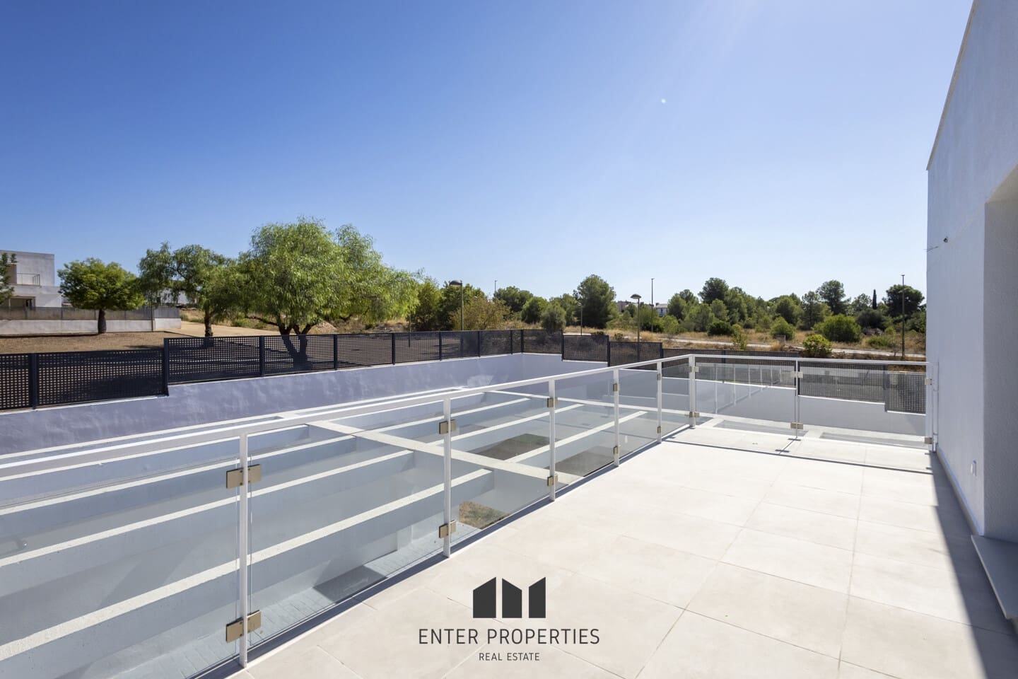 4 soverom Villa til salgs i Riba-roja de Turia med svømmebasseng garasje - € 572 000 (Ref: 9415671)