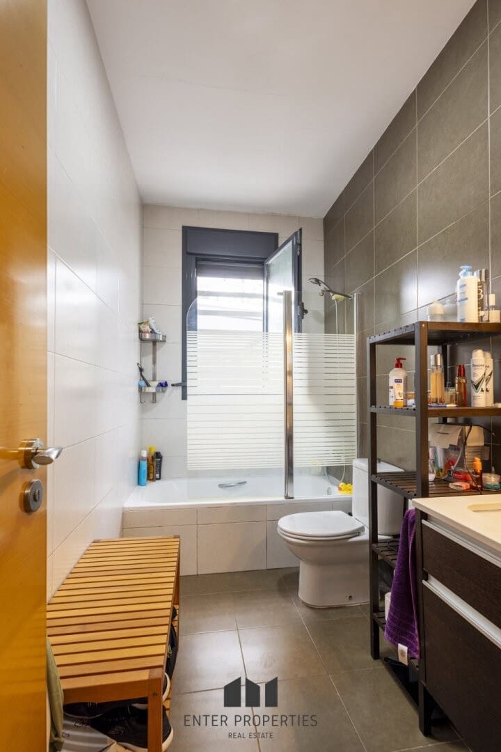 3 soverom Villa til salgs i Montserrat med svømmebasseng garasje - € 349 000 (Ref: 9450408)