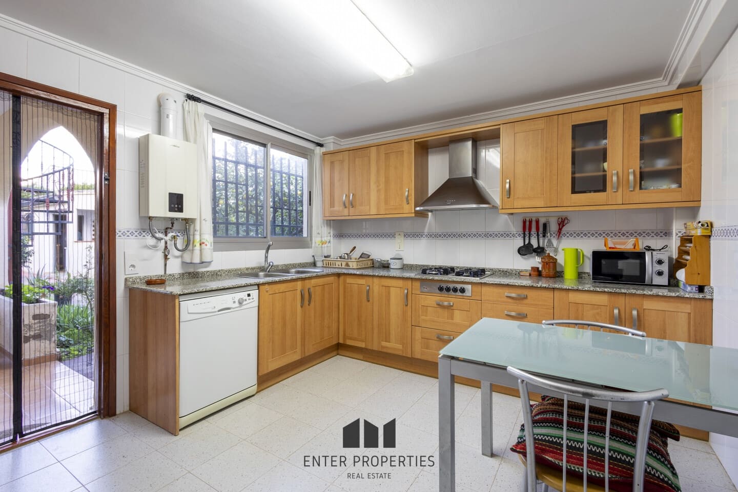 4 camera da letto Villa in vendita in Serra con piscina - 362.000 € (Rif: 9470721)