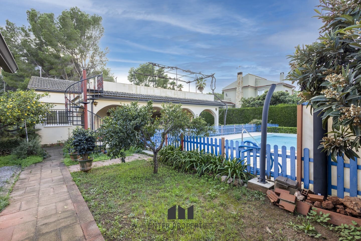 4 camera da letto Villa in vendita in Serra con piscina - 362.000 € (Rif: 9470721)