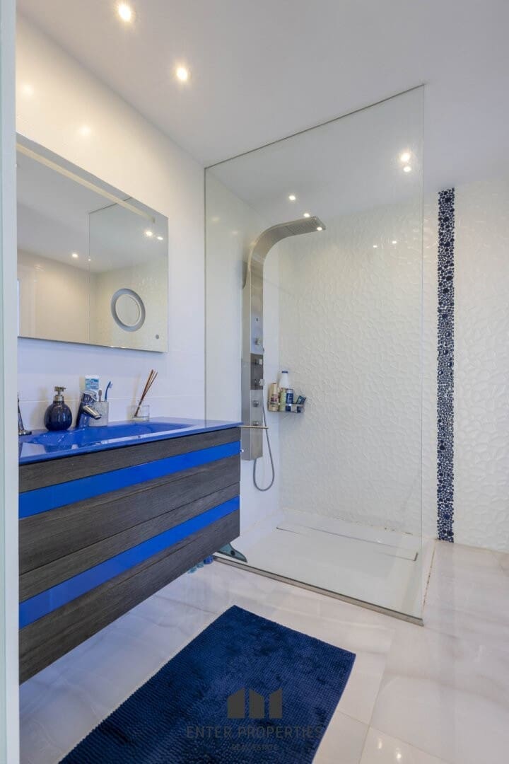 7 bedroom Villa for sale in Calpe / Calp with pool garage - € 2,995,000 (Ref: 9508197)