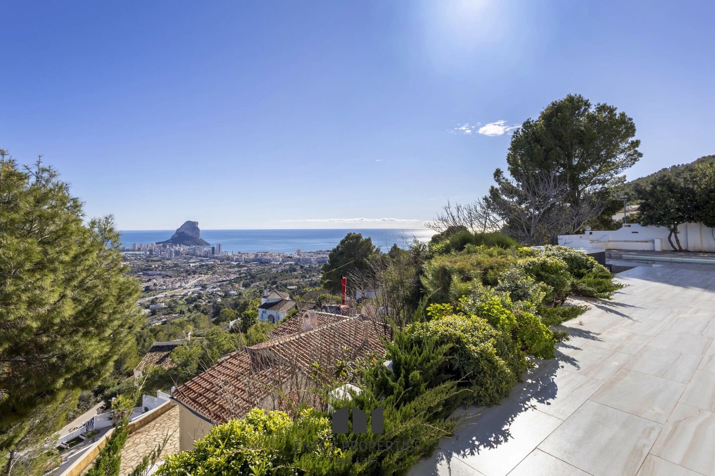 7 bedroom Villa for sale in Calpe / Calp with pool garage - € 2,995,000 (Ref: 9508197)