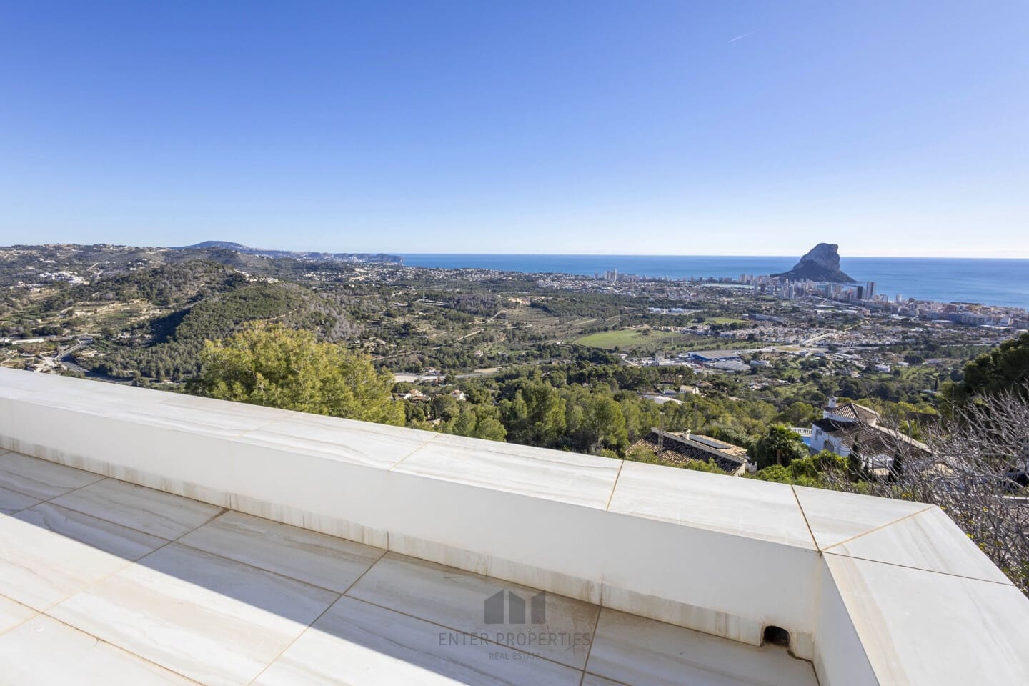 7 bedroom Villa for sale in Calpe / Calp with pool garage - € 2,995,000 (Ref: 9508197)