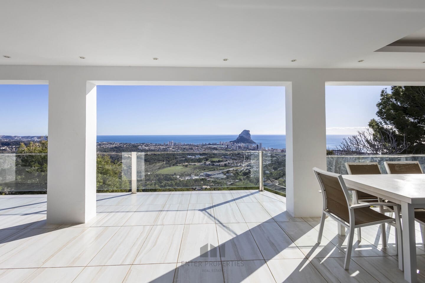 7 bedroom Villa for sale in Calpe / Calp with pool garage - € 2,995,000 (Ref: 9508197)