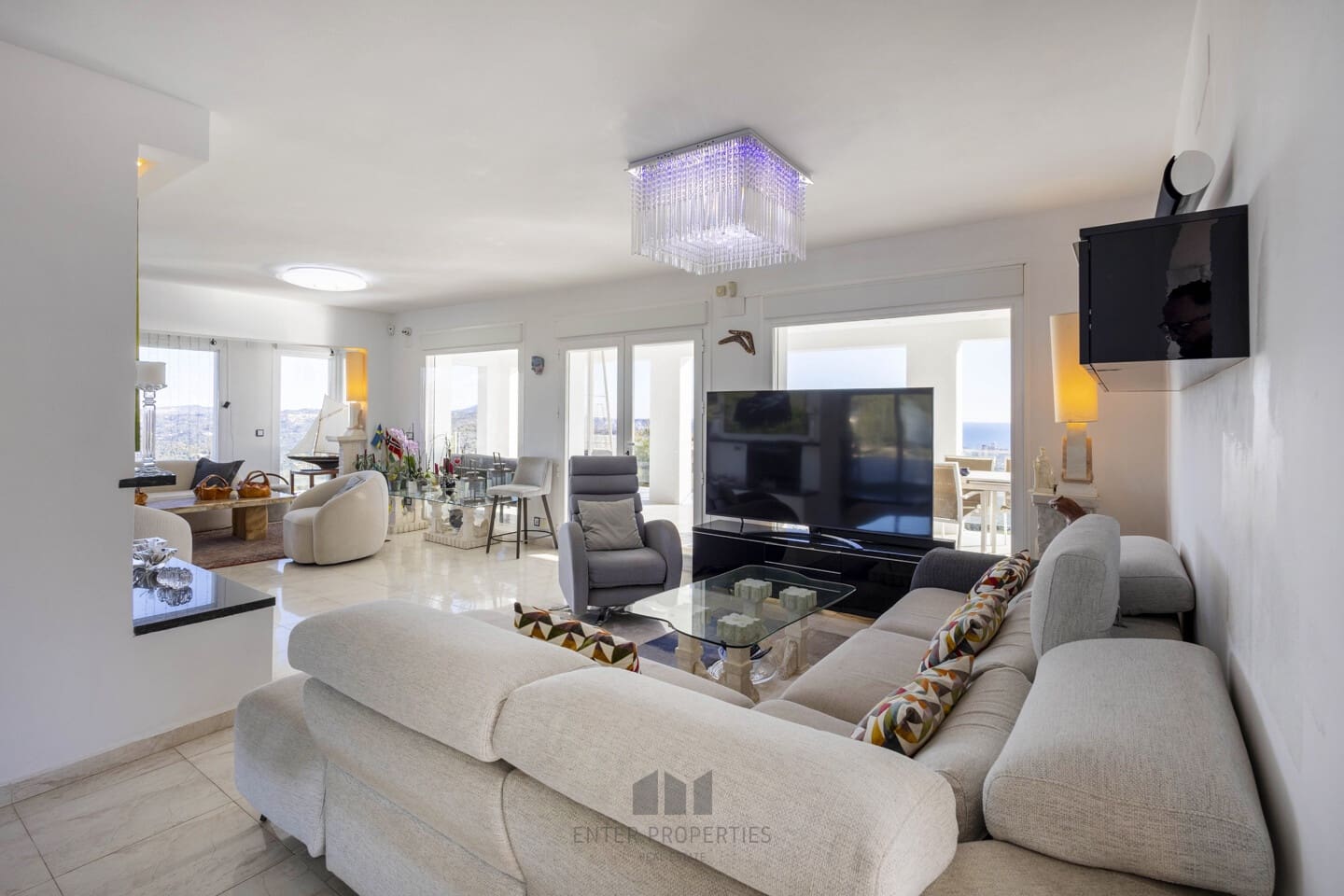 7 bedroom Villa for sale in Calpe / Calp with pool garage - € 2,995,000 (Ref: 9508197)