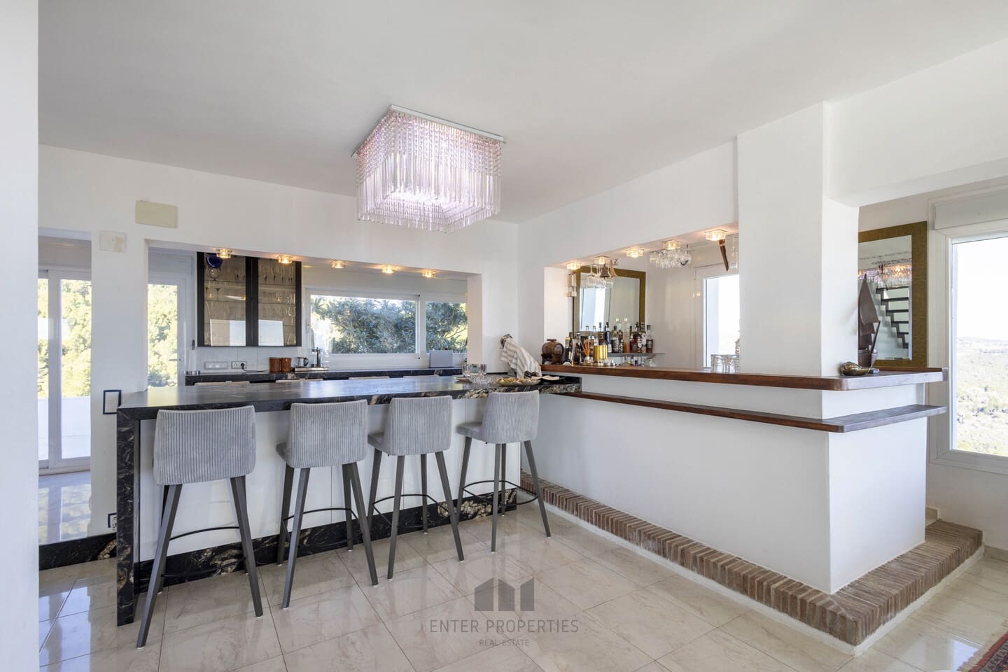 7 bedroom Villa for sale in Calpe / Calp with pool garage - € 2,995,000 (Ref: 9508197)