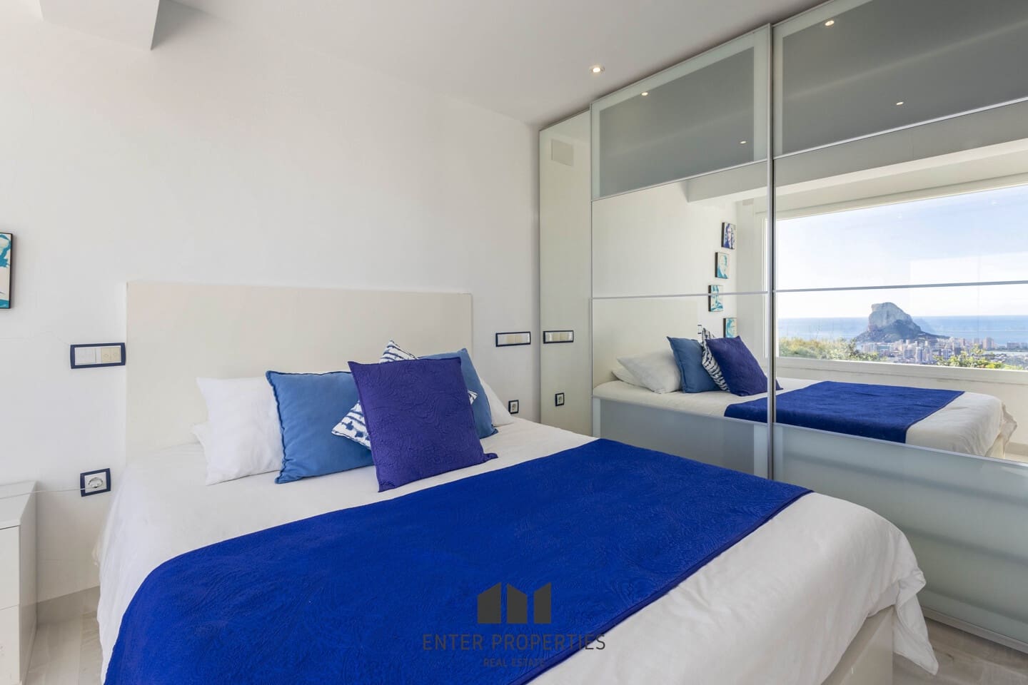 7 bedroom Villa for sale in Calpe / Calp with pool garage - € 2,995,000 (Ref: 9508197)