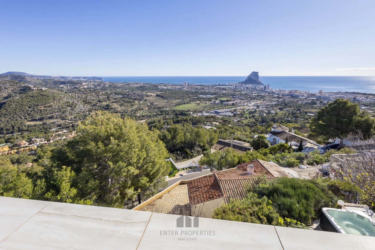 7 bedroom Villa for sale in Calpe / Calp with pool garage - € 2,995,000 (Ref: 9508197)