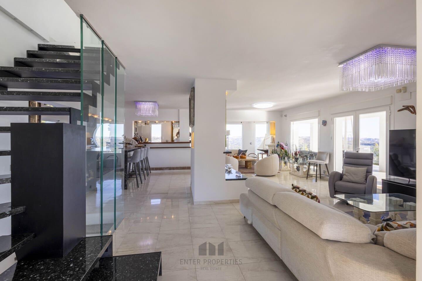 7 bedroom Villa for sale in Calpe / Calp with pool garage - € 2,995,000 (Ref: 9508197)