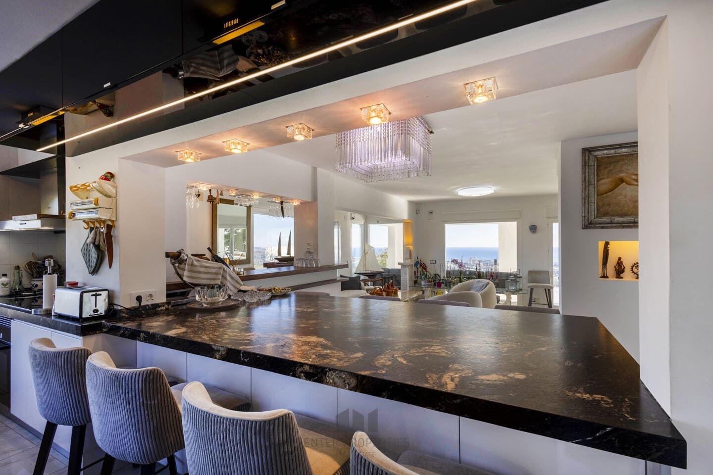 7 bedroom Villa for sale in Calpe / Calp with pool garage - € 2,995,000 (Ref: 9508197)