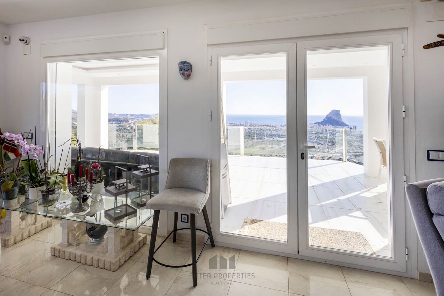 7 bedroom Villa for sale in Calpe / Calp with pool garage - € 2,995,000 (Ref: 9508197)