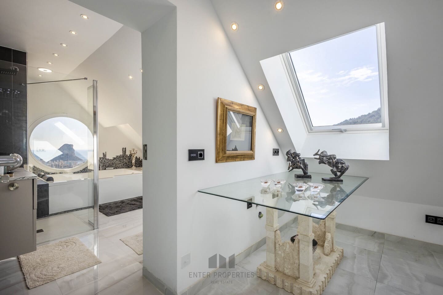 7 bedroom Villa for sale in Calpe / Calp with pool garage - € 2,995,000 (Ref: 9508197)
