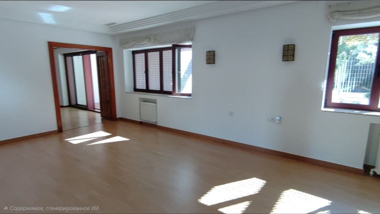 4 slaapkamer Villa te koop in Torrent met zwembad - € 1.320.000 (Ref: 9508198)