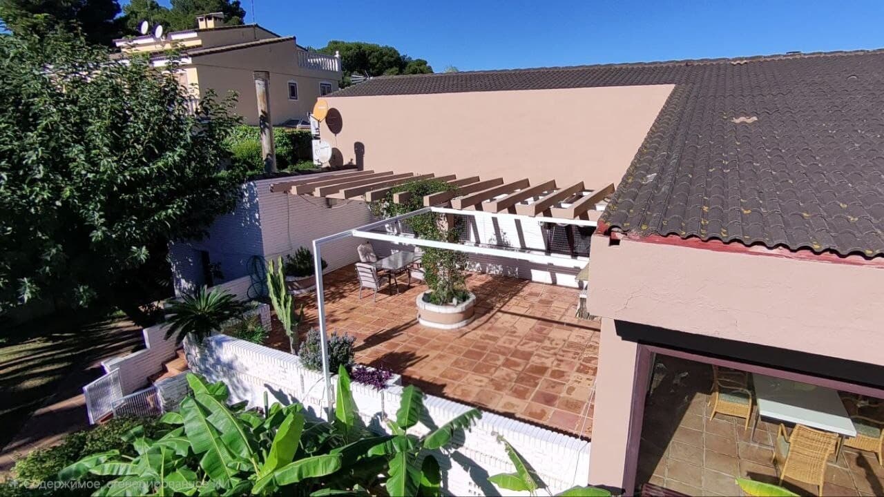 4 slaapkamer Villa te koop in Torrent met zwembad - € 1.320.000 (Ref: 9508198)